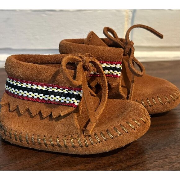 Minnetonka Moccasins Leather Braid Bootie - Brown - Infant Size 2 - Picture 1 of 6